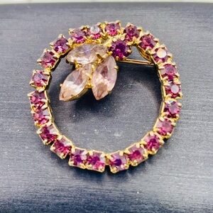 Vintage Gold Tone Purple Rhinestone Circle Floral Brooch Pin